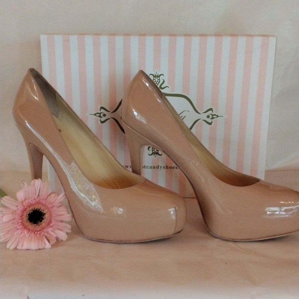 Footcandy Nude Patent Platform Pump